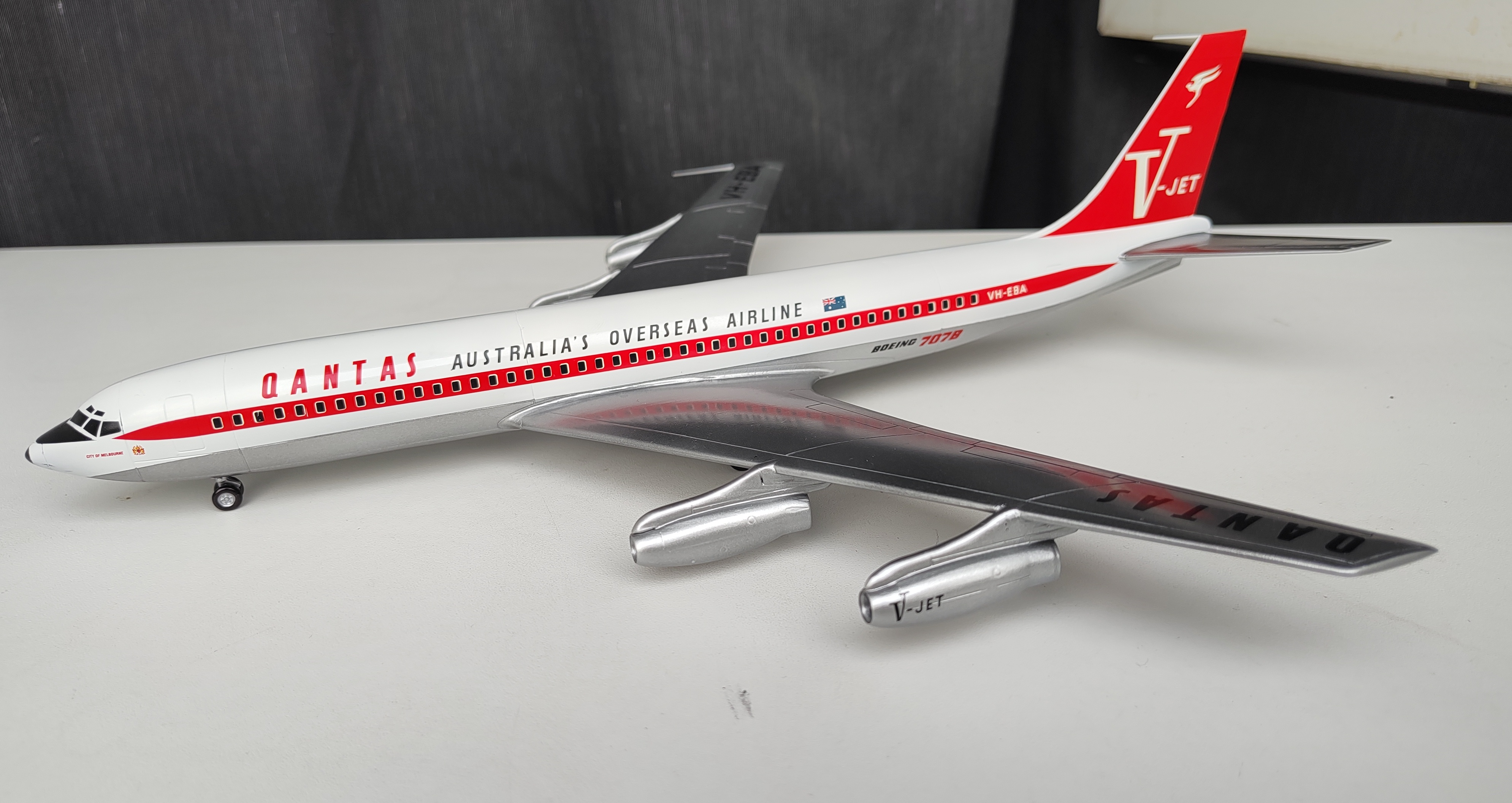 Boeing 707 Qantas - авиалайнер — IMG_20260615_170433718_cr