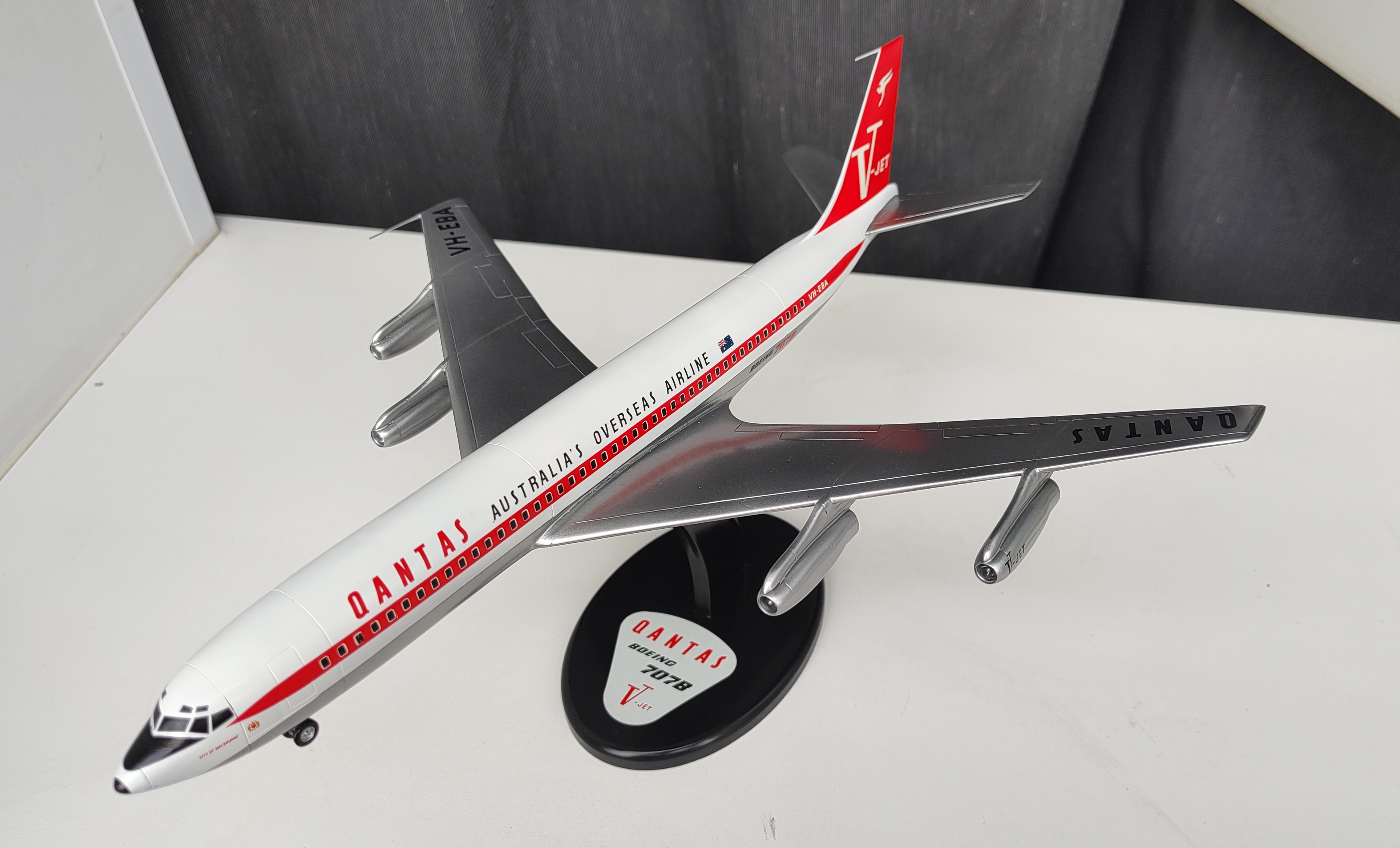 Boeing 707 Qantas - авиалайнер — IMG_20260615_170521959_cr