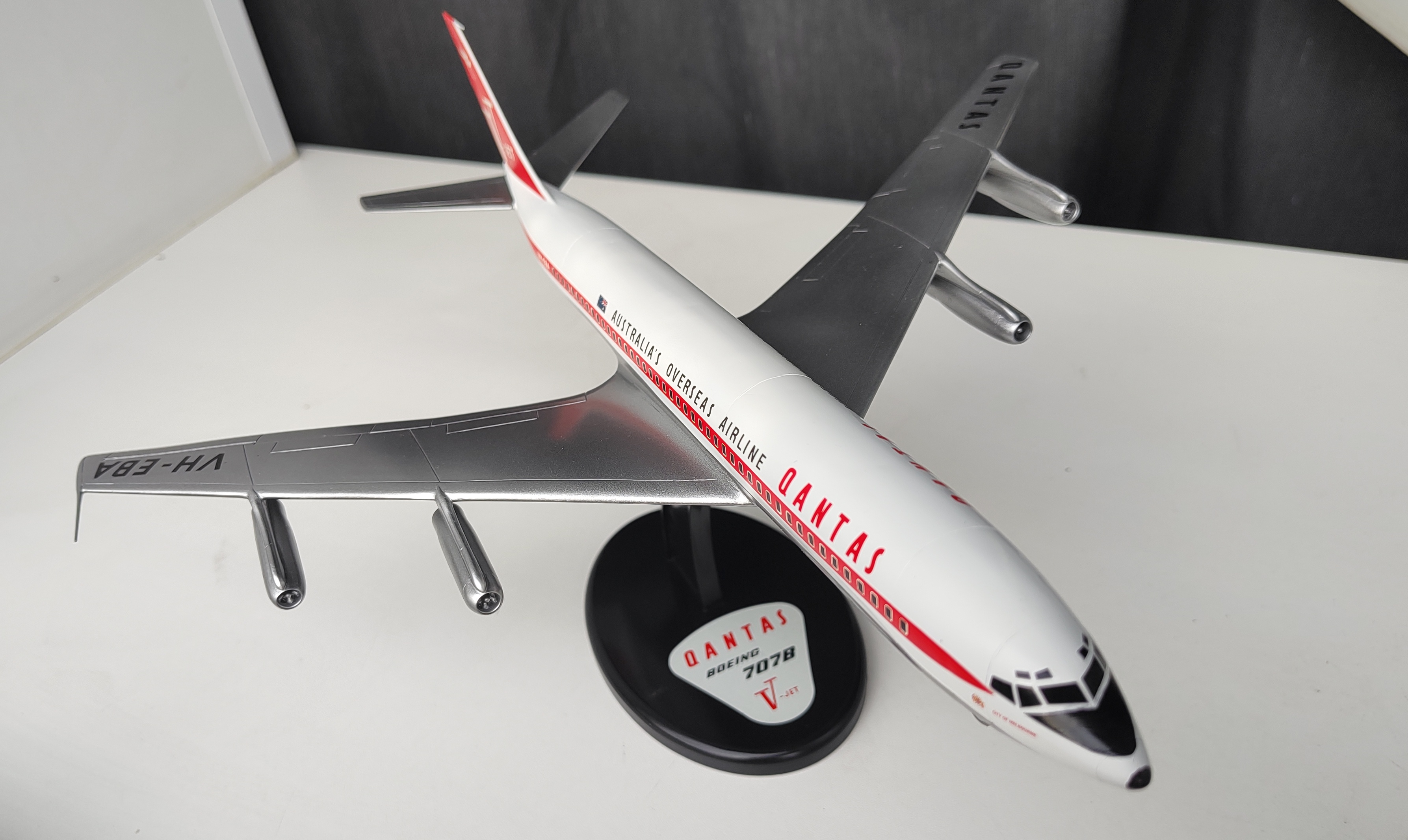 Boeing 707 Qantas - авиалайнер — IMG_20260615_170645920_cr