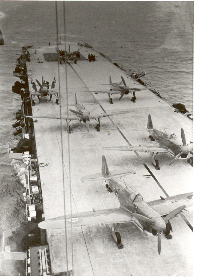 Fairey Firefly F.Mk.1 - палубный истребитель-бомбардировщик, Koninklijke Marine, Голландская Ост-Индия — 3364_ff_qh1_dvd